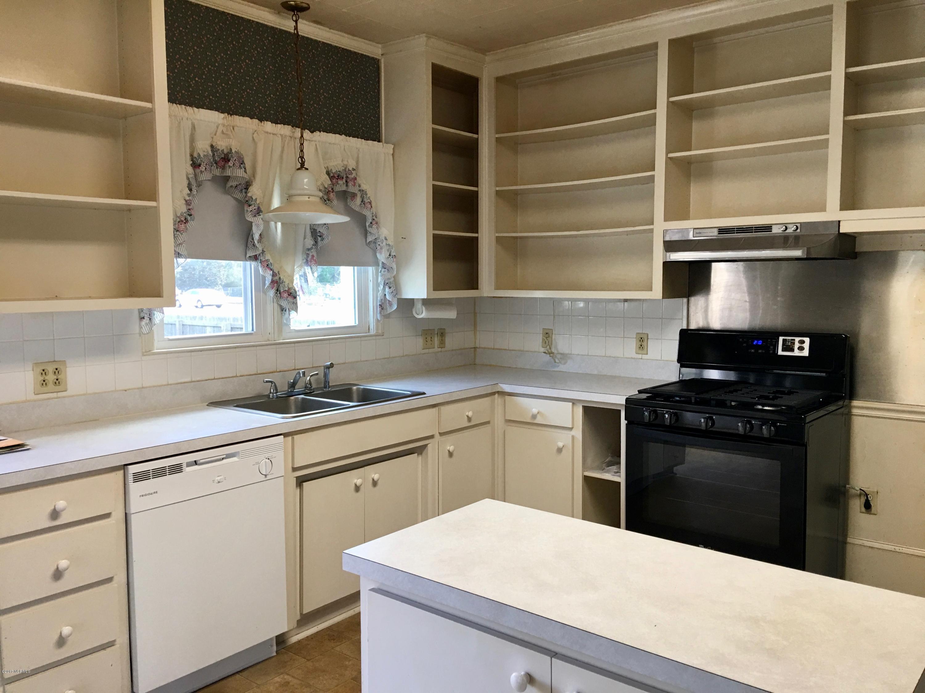 1312 Old Cherry Point Road New Bern, NC 28560 - Photo 27 of 80 Kitchen- brand new stove and dishwasher