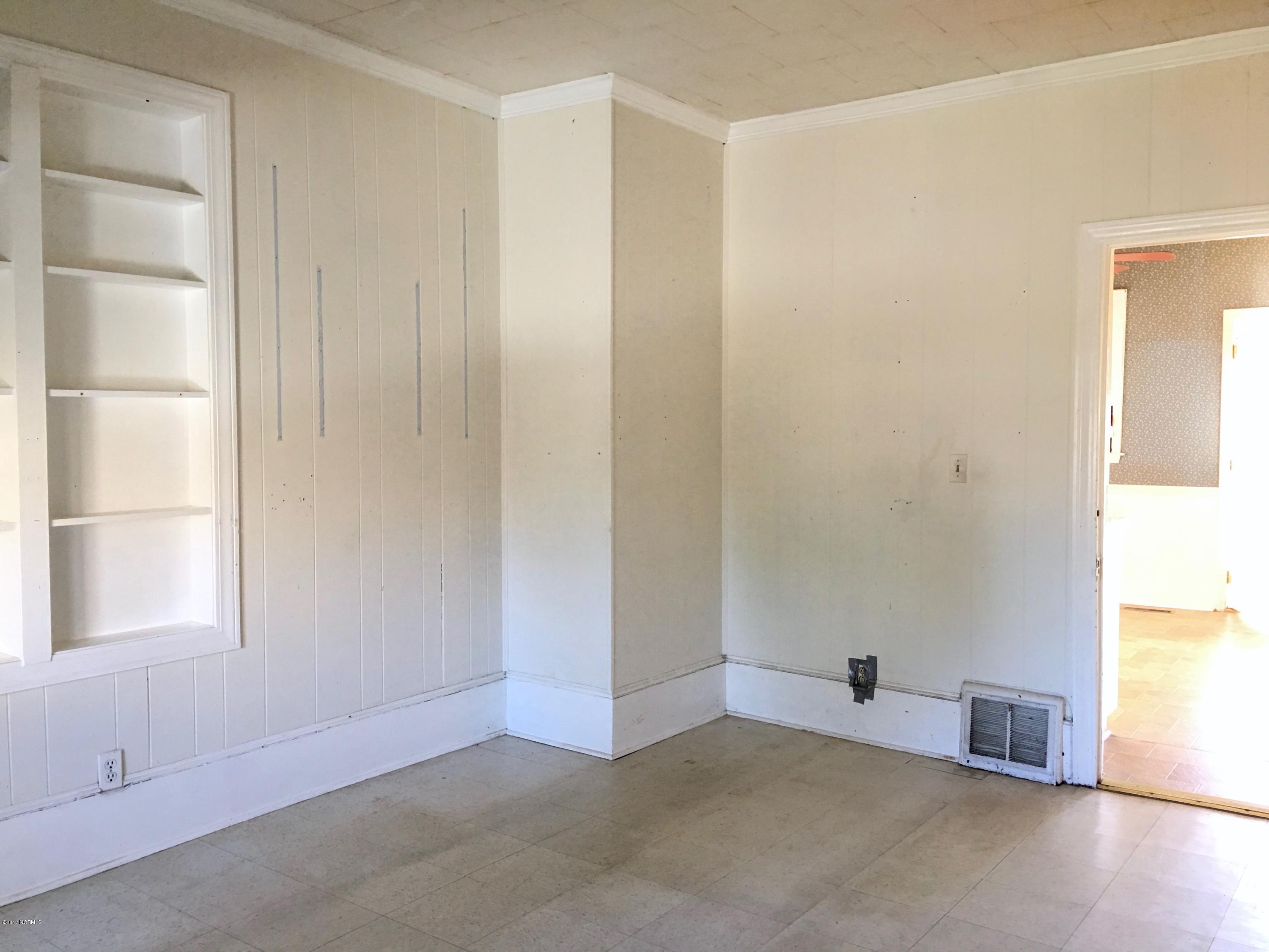 1312 Old Cherry Point Road New Bern, NC 28560 - Photo 40 of 80 Bedroom 3