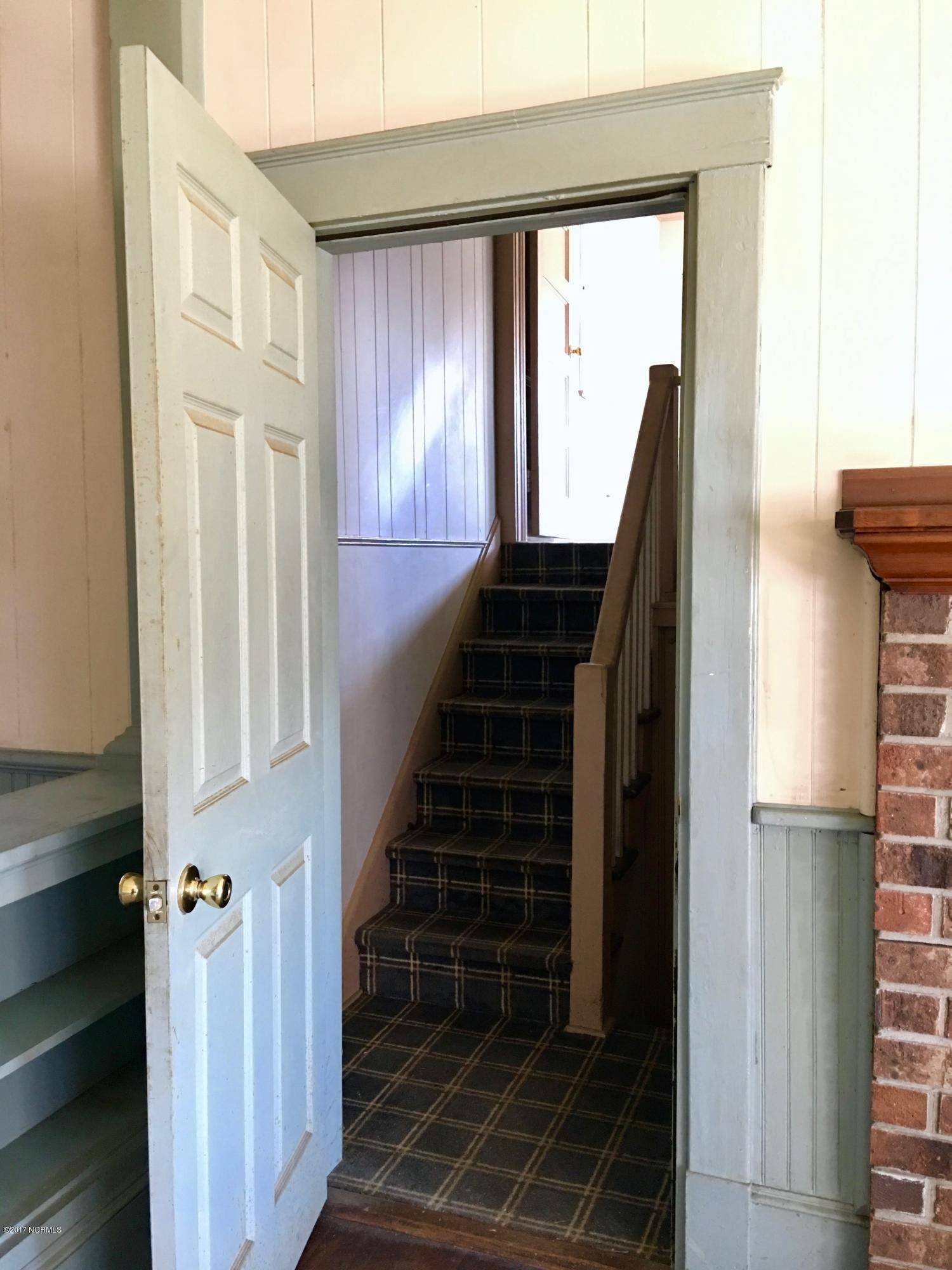 1312 Old Cherry Point Road New Bern, NC 28560 - Photo 44 of 80 Stairs to room over garage and garage