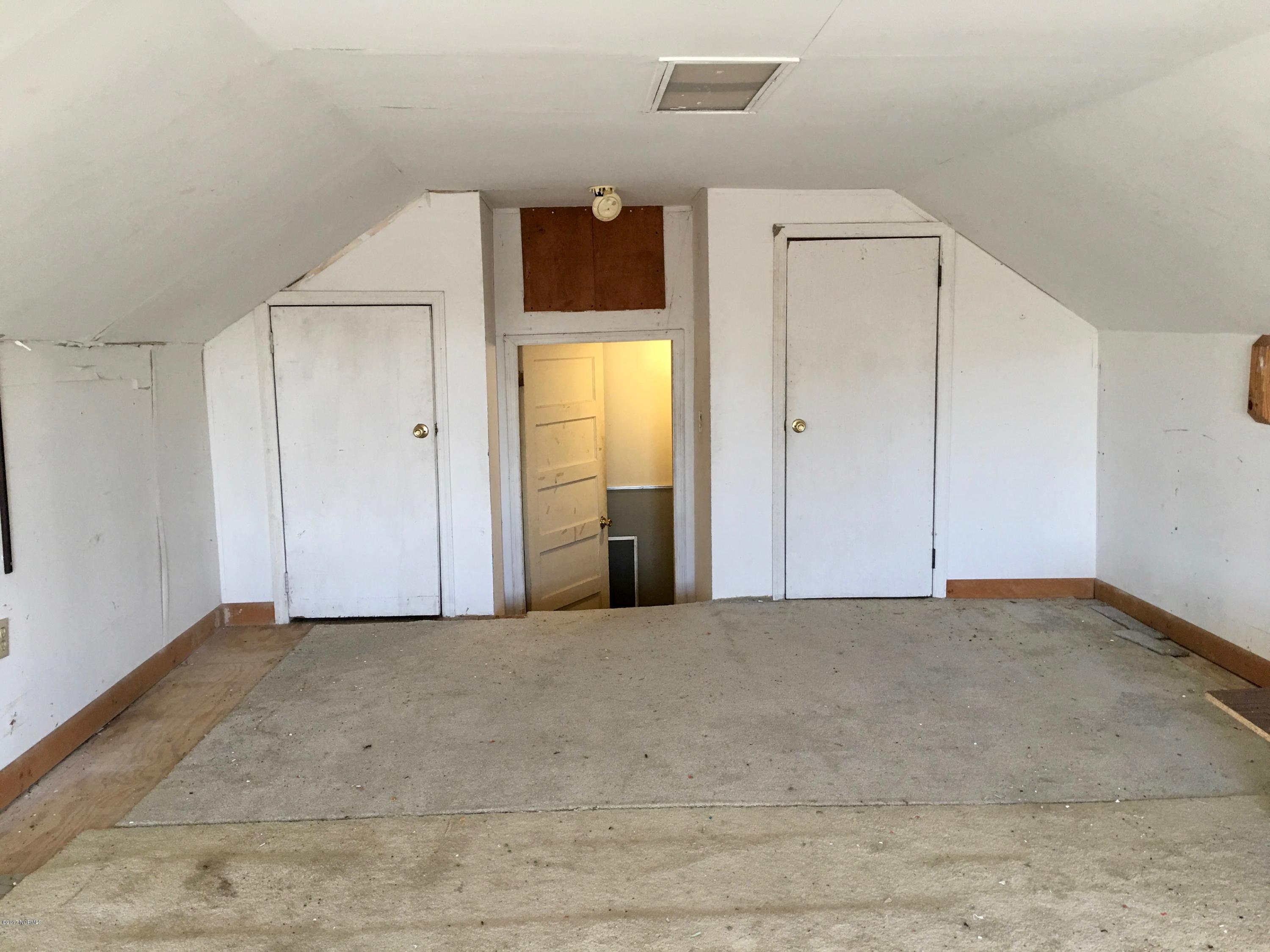 1312 Old Cherry Point Road New Bern, NC 28560 - Photo 54 of 80 Second floor