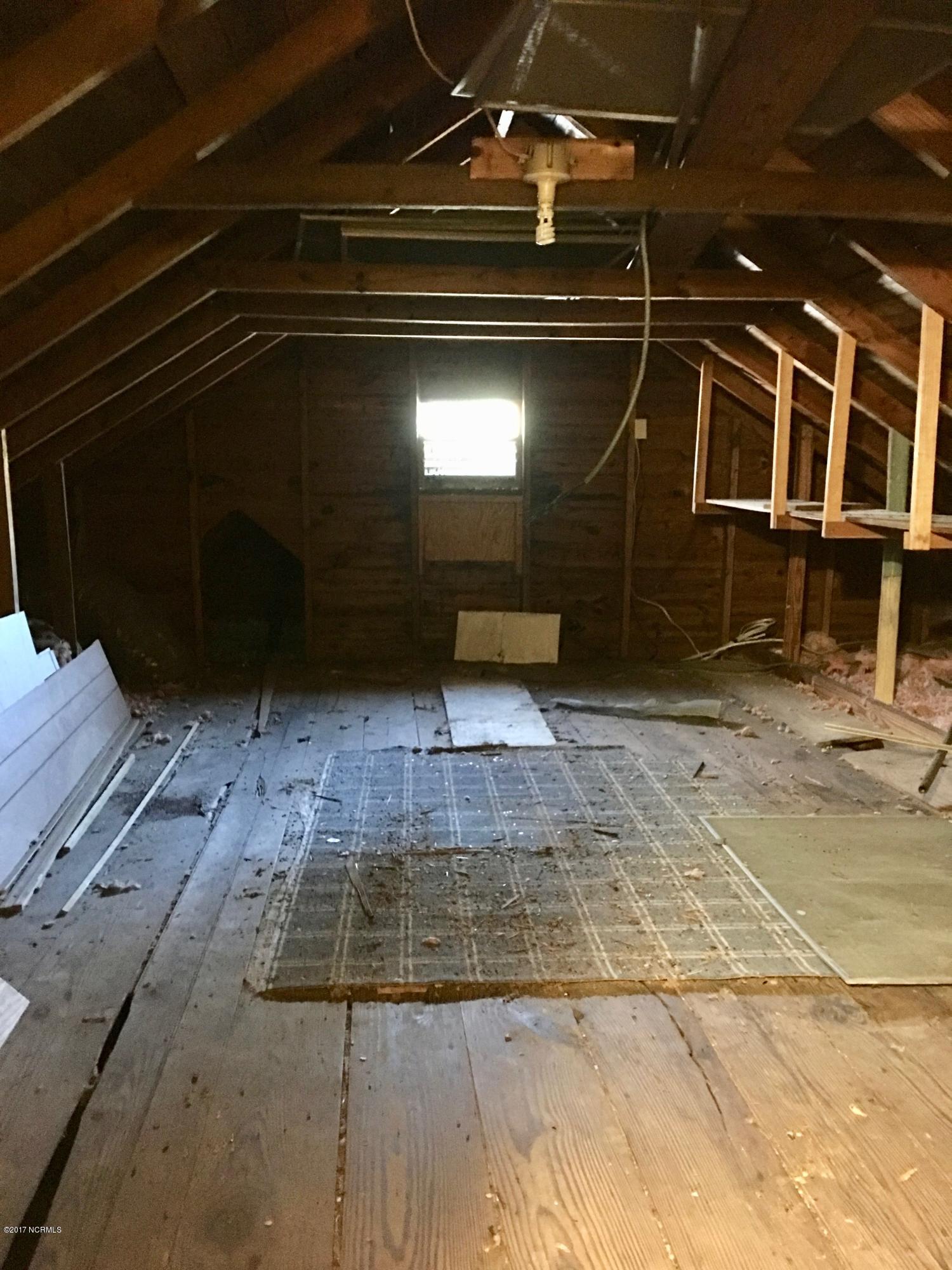 1312 Old Cherry Point Road New Bern, NC 28560 - Photo 55 of 80 Attic