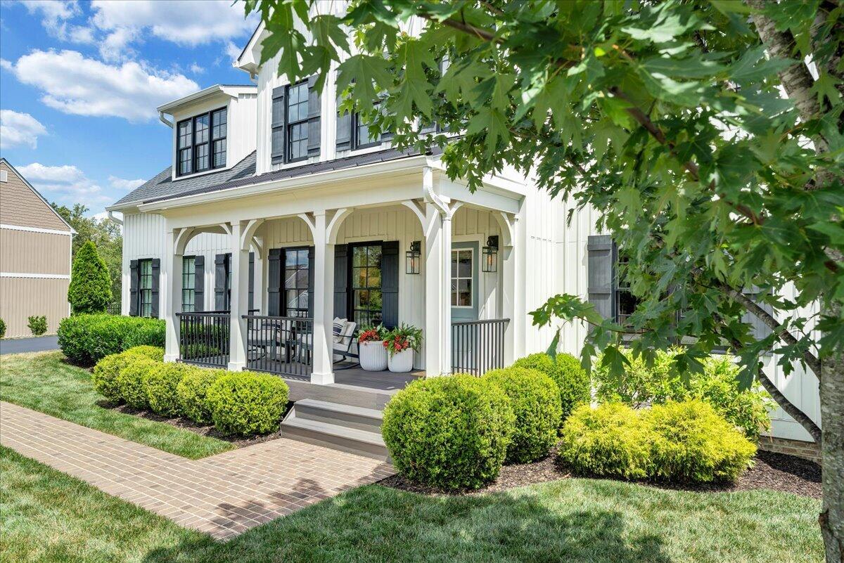 6895 Fairway Ridge Road Salem, VA 24153 - Photo 3 of 68 03-MIB08588