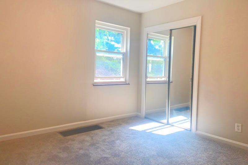 5545 Vogel Road Cincinnati, OH 45239 - Photo 9 of 20