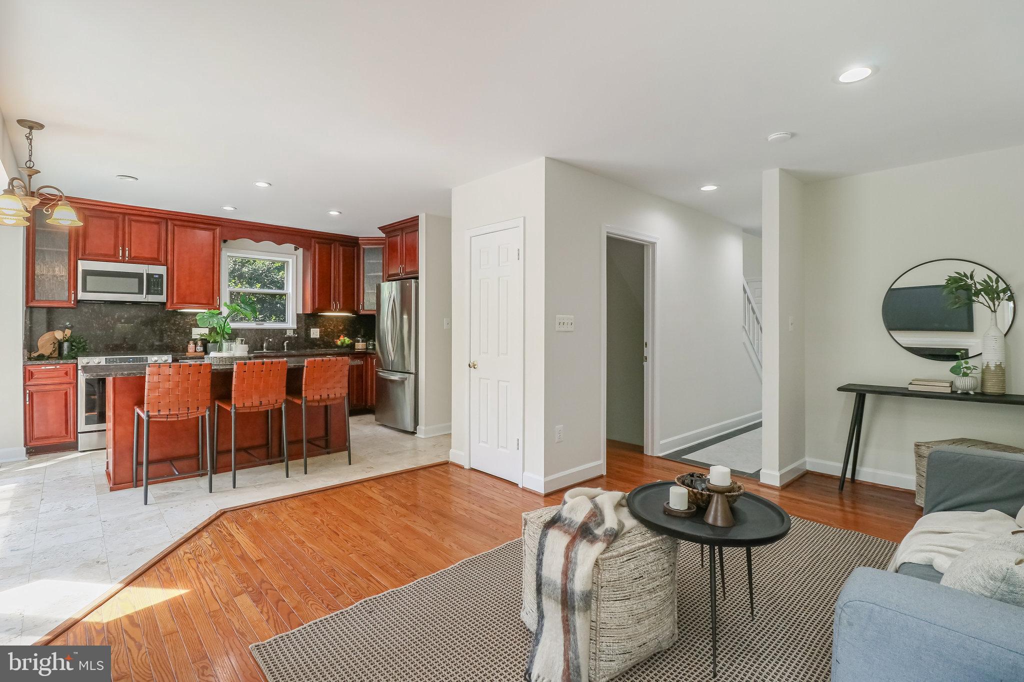 1450 Hampton Hill Circle McLean, VA 22101 - Photo 11 of 44