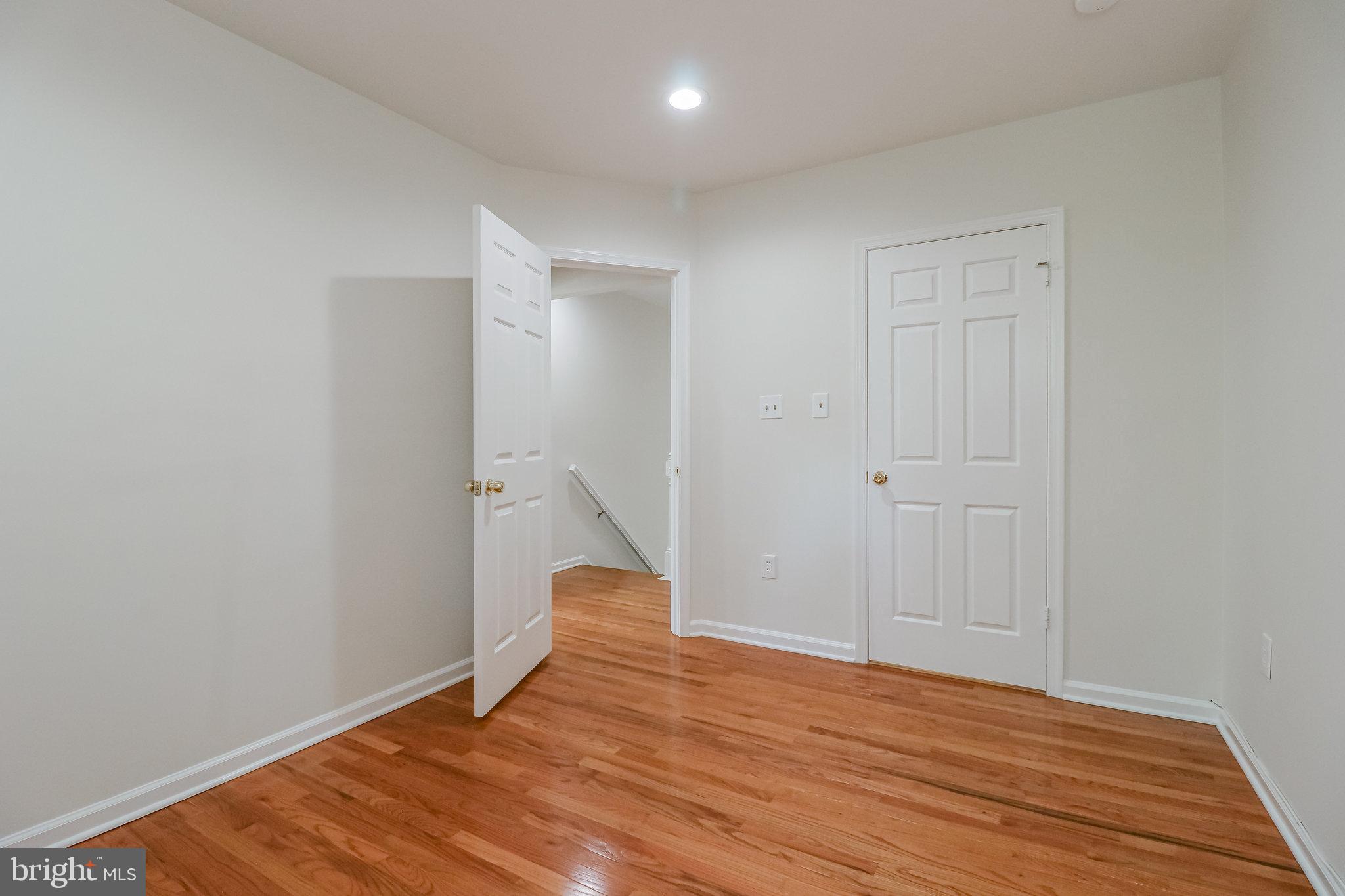 1450 Hampton Hill Circle McLean, VA 22101 - Photo 21 of 44