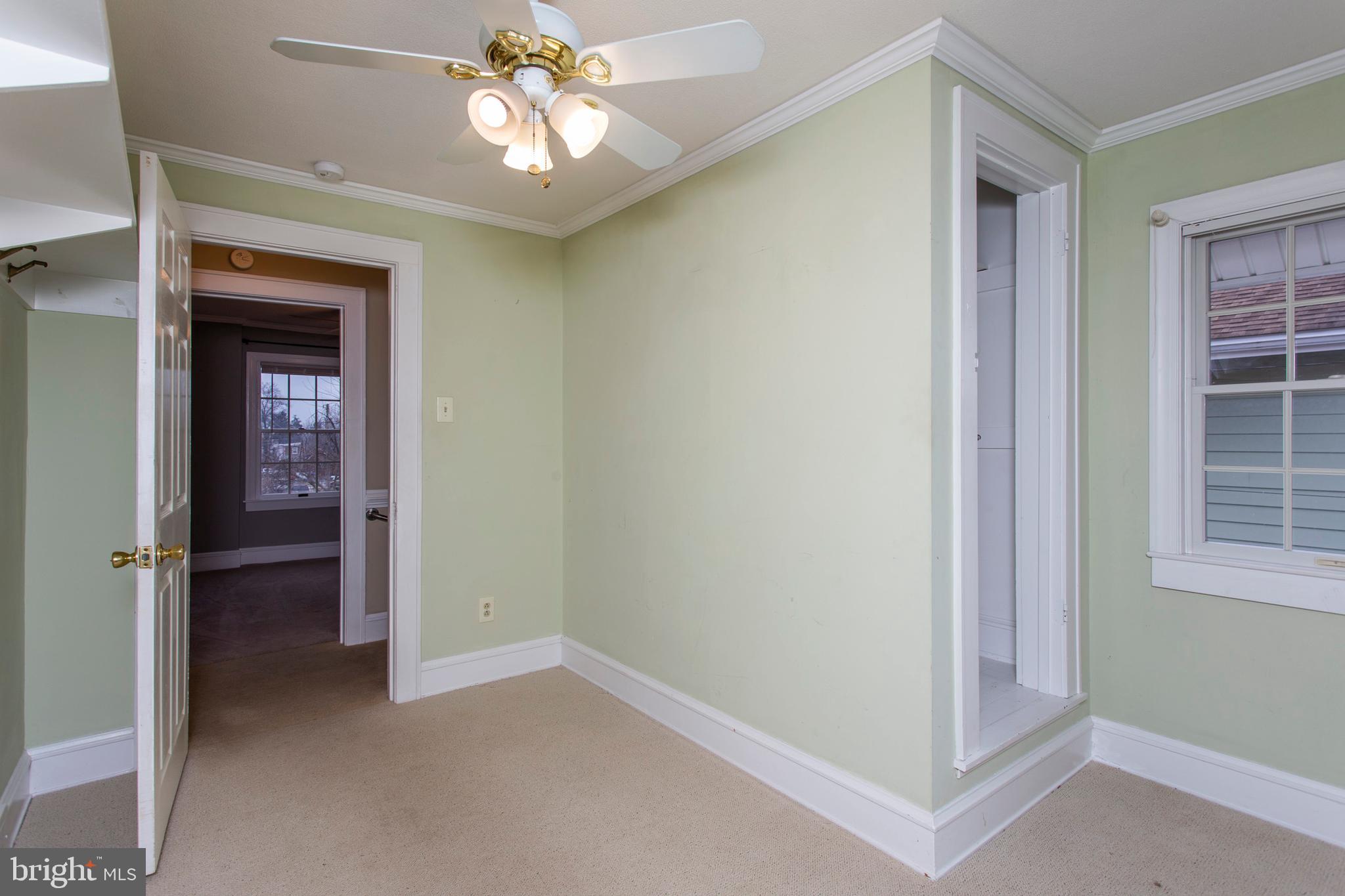 27 West Avon Road Brookhaven, PA 19015 - Photo 23 of 32 Gallery Image 23