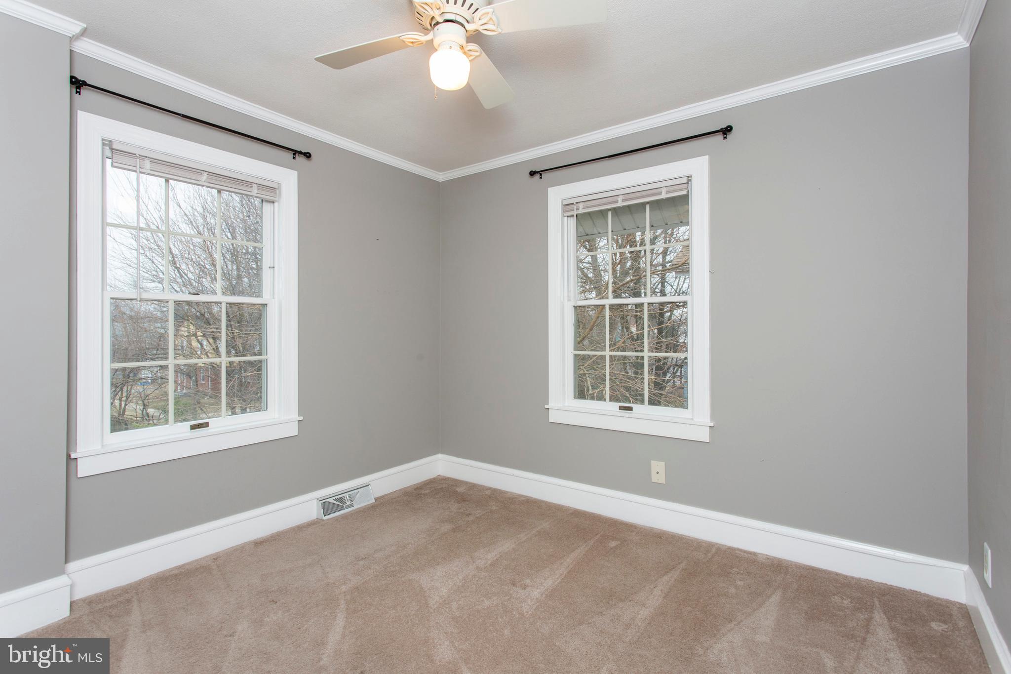 27 West Avon Road Brookhaven, PA 19015 - Photo 25 of 32 Gallery Image 25