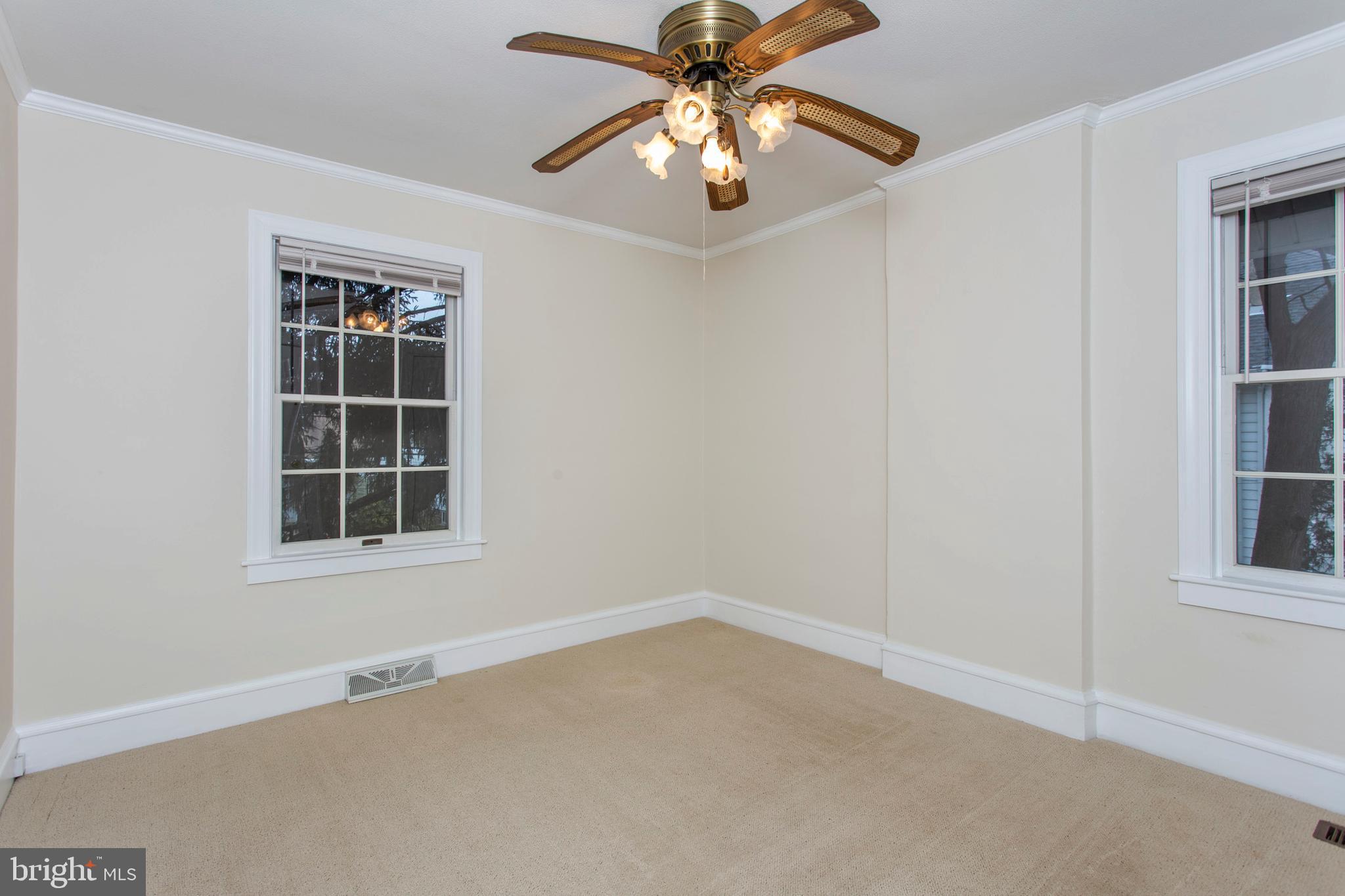27 West Avon Road Brookhaven, PA 19015 - Photo 27 of 32 Gallery Image 27