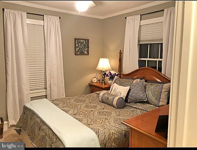 27 West Avon Road Brookhaven, PA 19015 - Photo 8 of 32 Gallery Image 8