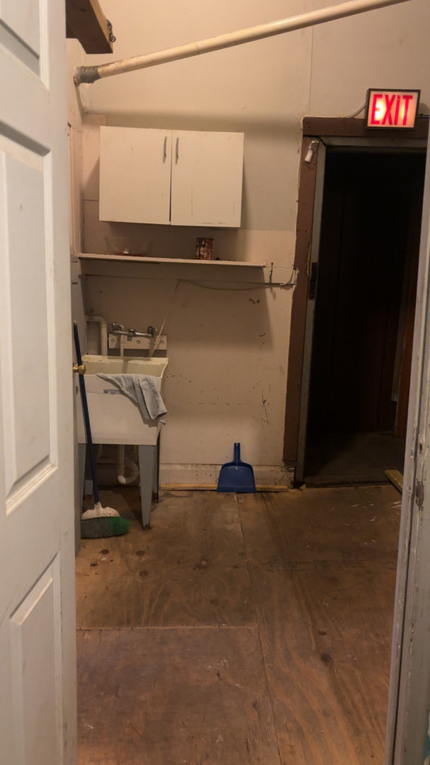 3510 West 63rd Street Chicago, IL 60629 - Photo 14 of 35