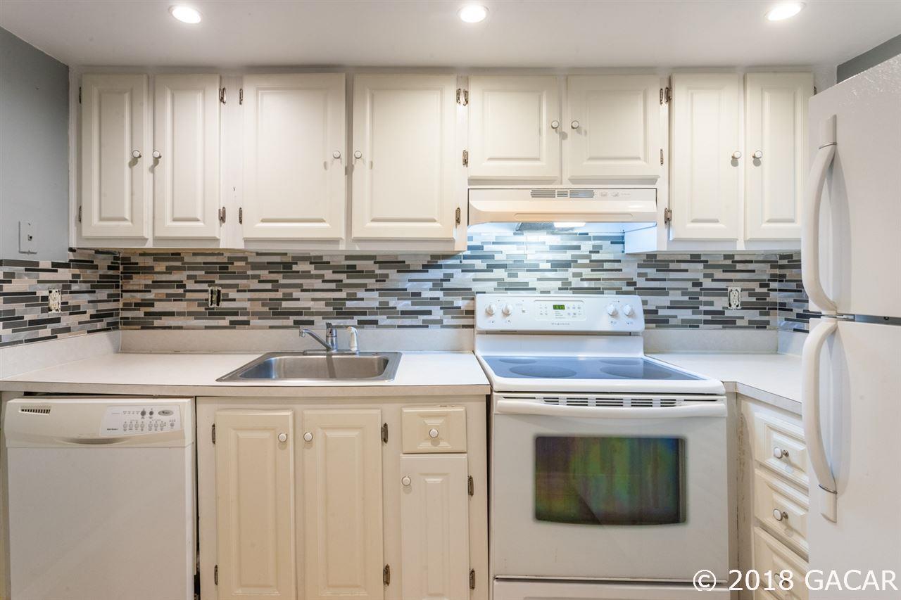 603 Southwest 75th Street, Unit 1043 Gainesville, FL 32607 - Photo 6 of 30