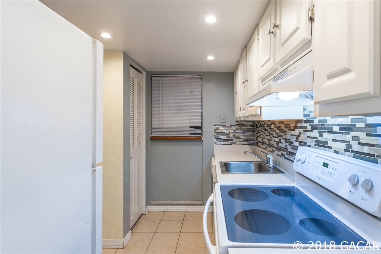 603 Southwest 75th Street, Unit 1043 Gainesville, FL 32607 - Photo 8 of 30