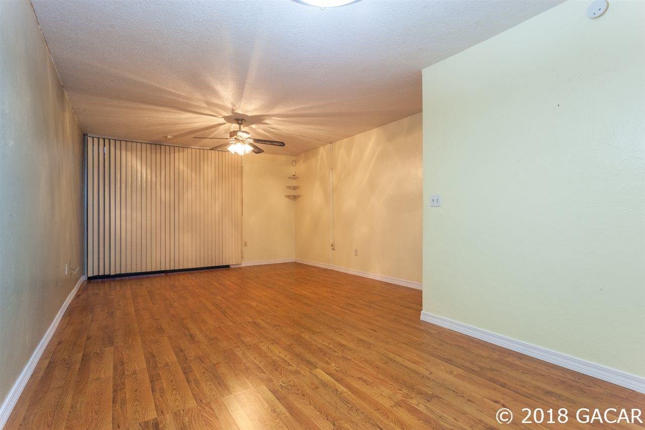 603 Southwest 75th Street, Unit 1043 Gainesville, FL 32607 - Photo 9 of 30