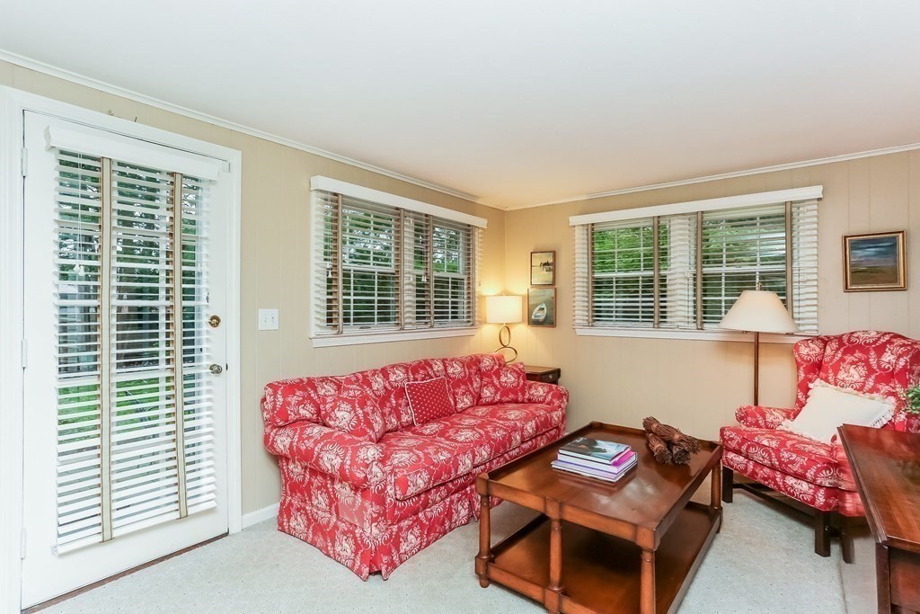 184 Ellington Road Longmeadow, MA 01106 - Photo 11 of 40 Gallery Image 11