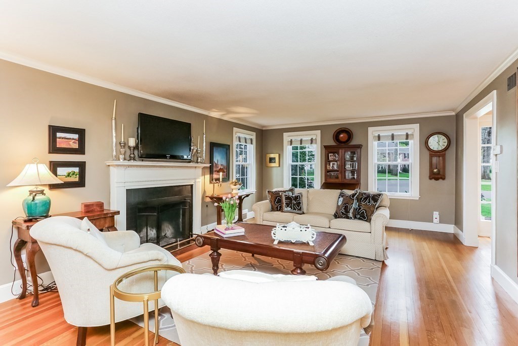 184 Ellington Road Longmeadow, MA 01106 - Photo 14 of 40 Gallery Image 14
