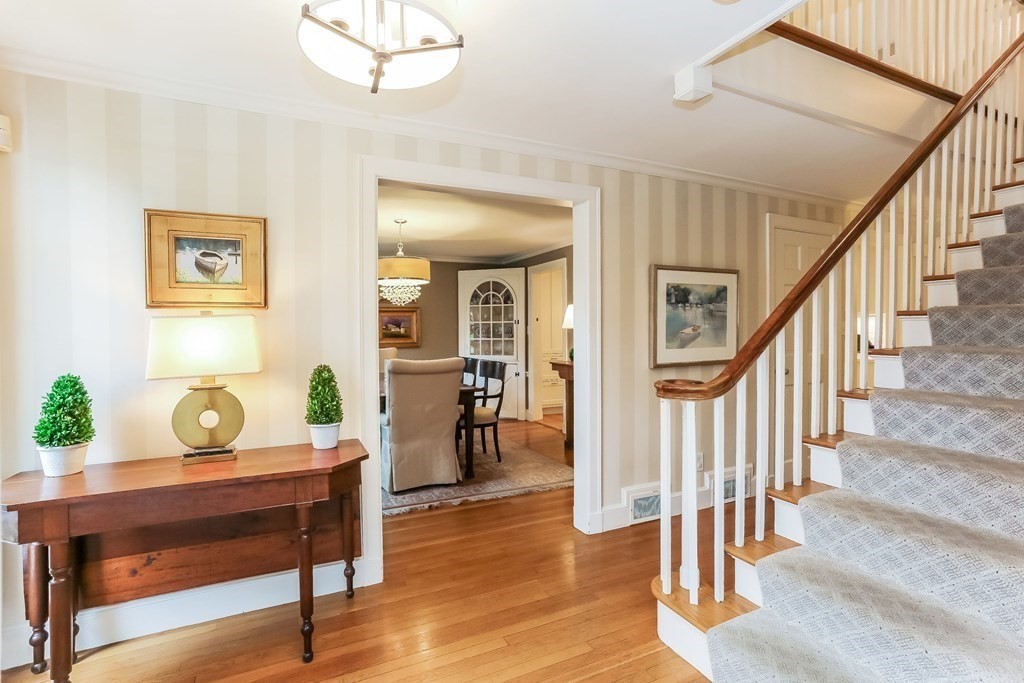 184 Ellington Road Longmeadow, MA 01106 - Photo 2 of 40 Gallery Image 2