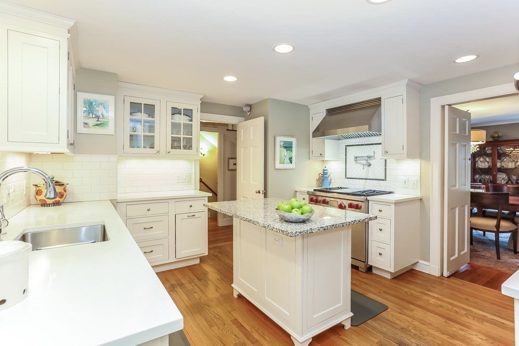 184 Ellington Road Longmeadow, MA 01106 - Photo 6 of 40 Gallery Image 6