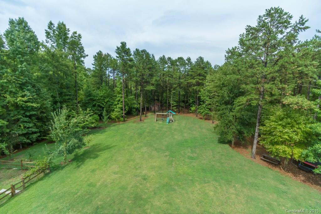 207 Underwood Road Matthews, NC 28104 - Photo 3 of 24 Gallery Image 3
