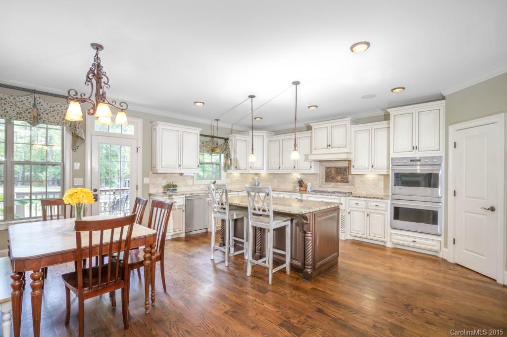 207 Underwood Road Matthews, NC 28104 - Photo 6 of 24 Gallery Image 6