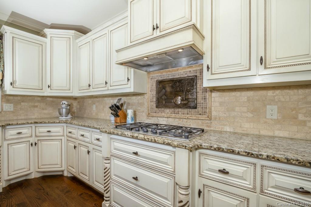 207 Underwood Road Matthews, NC 28104 - Photo 7 of 24 Gallery Image 7