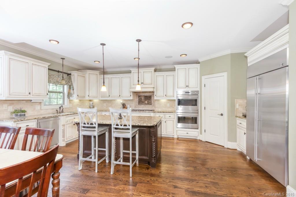 207 Underwood Road Matthews, NC 28104 - Photo 8 of 24 Gallery Image 8