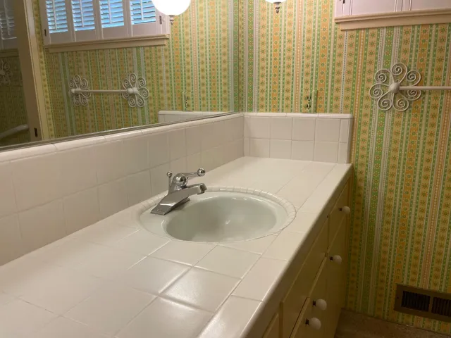 $992,500 | 61 Saratoga Circle, Sacramento, CA 95864