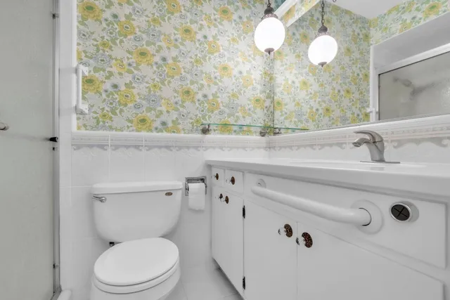 $992,500 | 61 Saratoga Circle, Sacramento, CA 95864