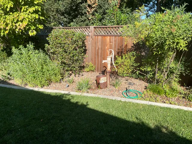 $992,500 | 61 Saratoga Circle, Sacramento, CA 95864