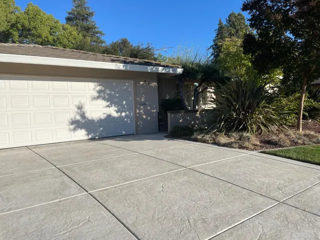$992,500 | 61 Saratoga Circle, Sacramento, CA 95864