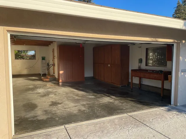 $992,500 | 61 Saratoga Circle, Sacramento, CA 95864