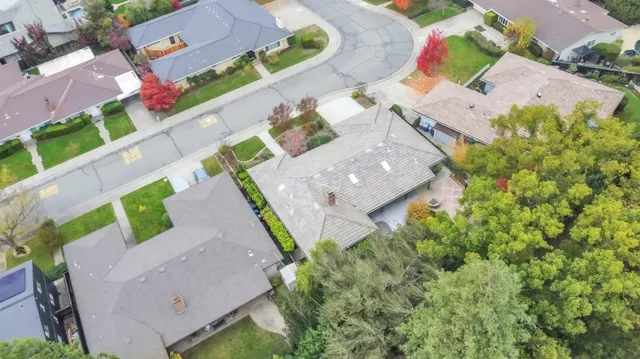 $992,500 | 61 Saratoga Circle, Sacramento, CA 95864