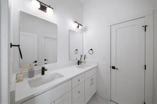 $3,000 | 1846 Rogers Avenue Southwest, Atlanta, GA 30310