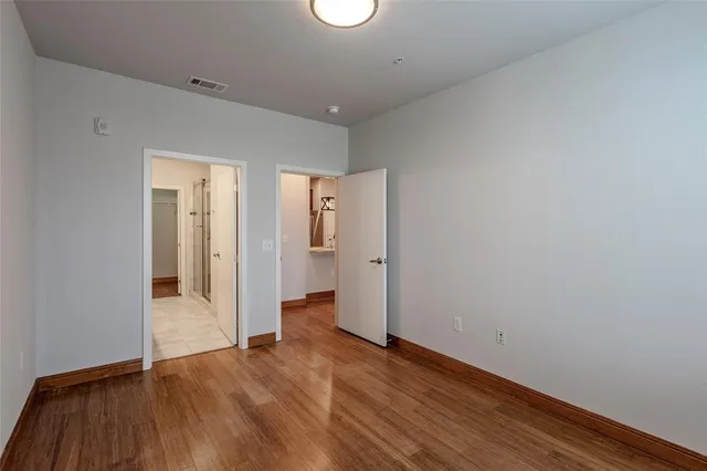 $2,000 | 1220 West Trinity Mills Road, Unit 5011, Carrollton, TX 75006