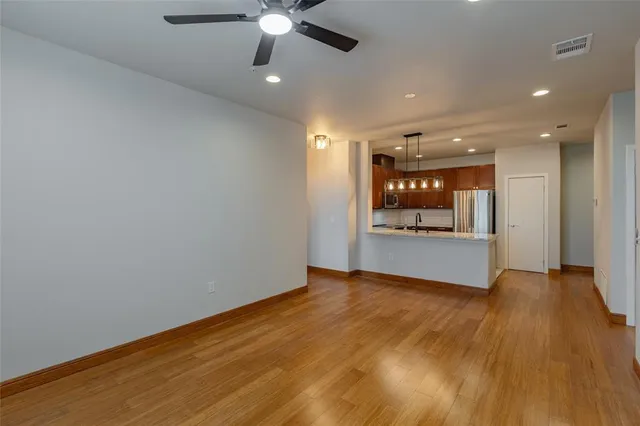 $2,000 | 1220 West Trinity Mills Road, Unit 5011, Carrollton, TX 75006