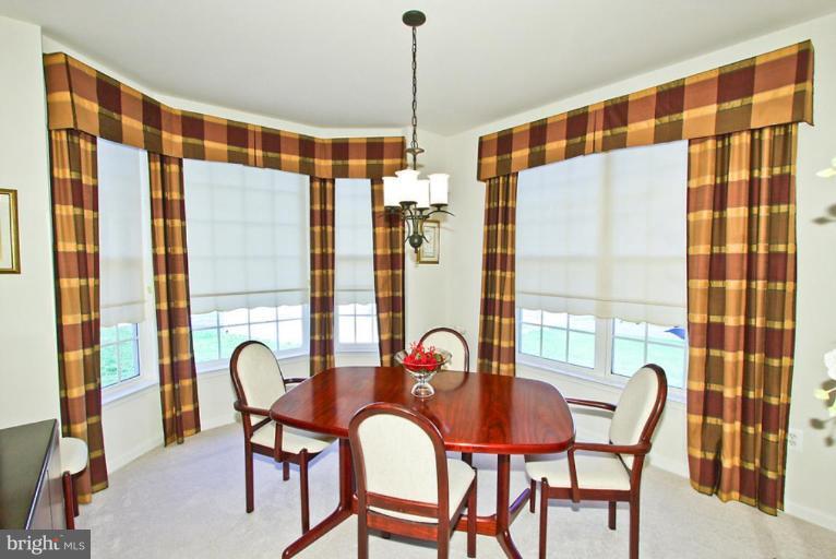 3 Manor Spring Court Silver Spring, MD 20906 - Photo 7 of 30 Dining Room