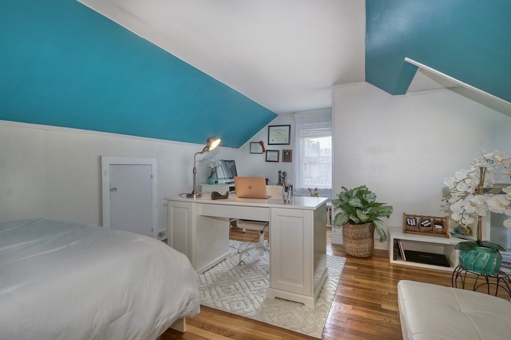 3 Oak Tree Road Dedham, MA 02026 - Photo 18 of 40 Gallery Image 18