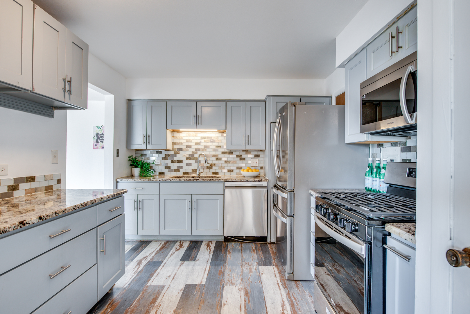 1313 B South Rebecca Road, Unit 210 Lombard, IL 60148 - Photo 7 of 18