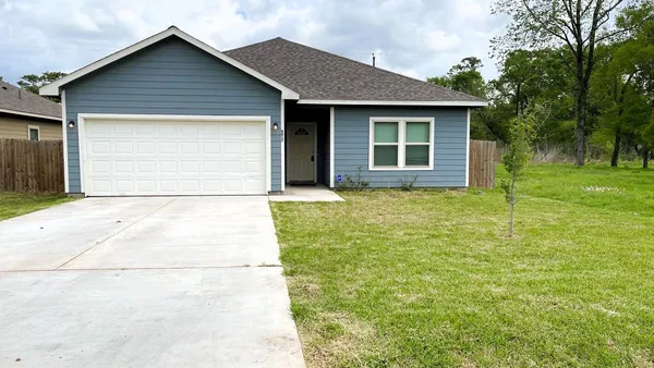 $1,645 | 8017 Charlesmont Street, Houston, TX 77078