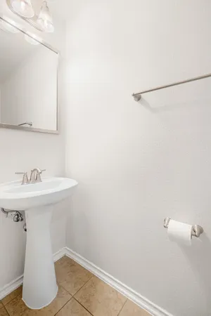 $2,000 | 8913 Winter Haven Road, Austin, TX 78747