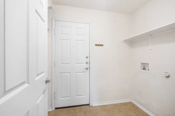 $2,000 | 8913 Winter Haven Road, Austin, TX 78747