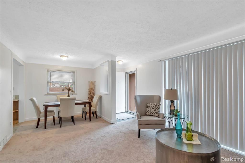 15125 Inkster Road Livonia, MI 48154 - Photo 4 of 14