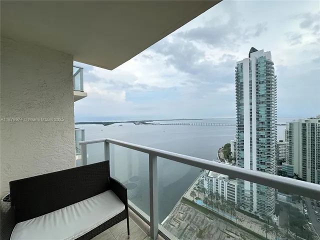 $680,000 | 1155 Brickell Bay Drive, Unit 3303, Miami, FL 33131