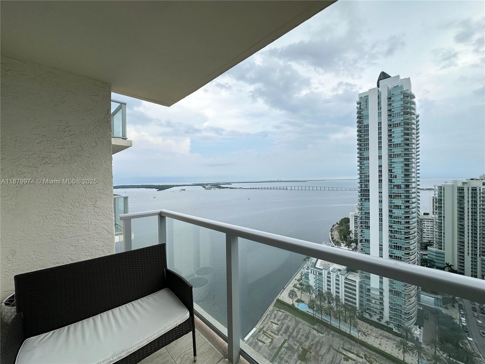 1155 Brickell Bay Drive, Unit 3303 Miami, FL 33131 - Photo 6 of 13