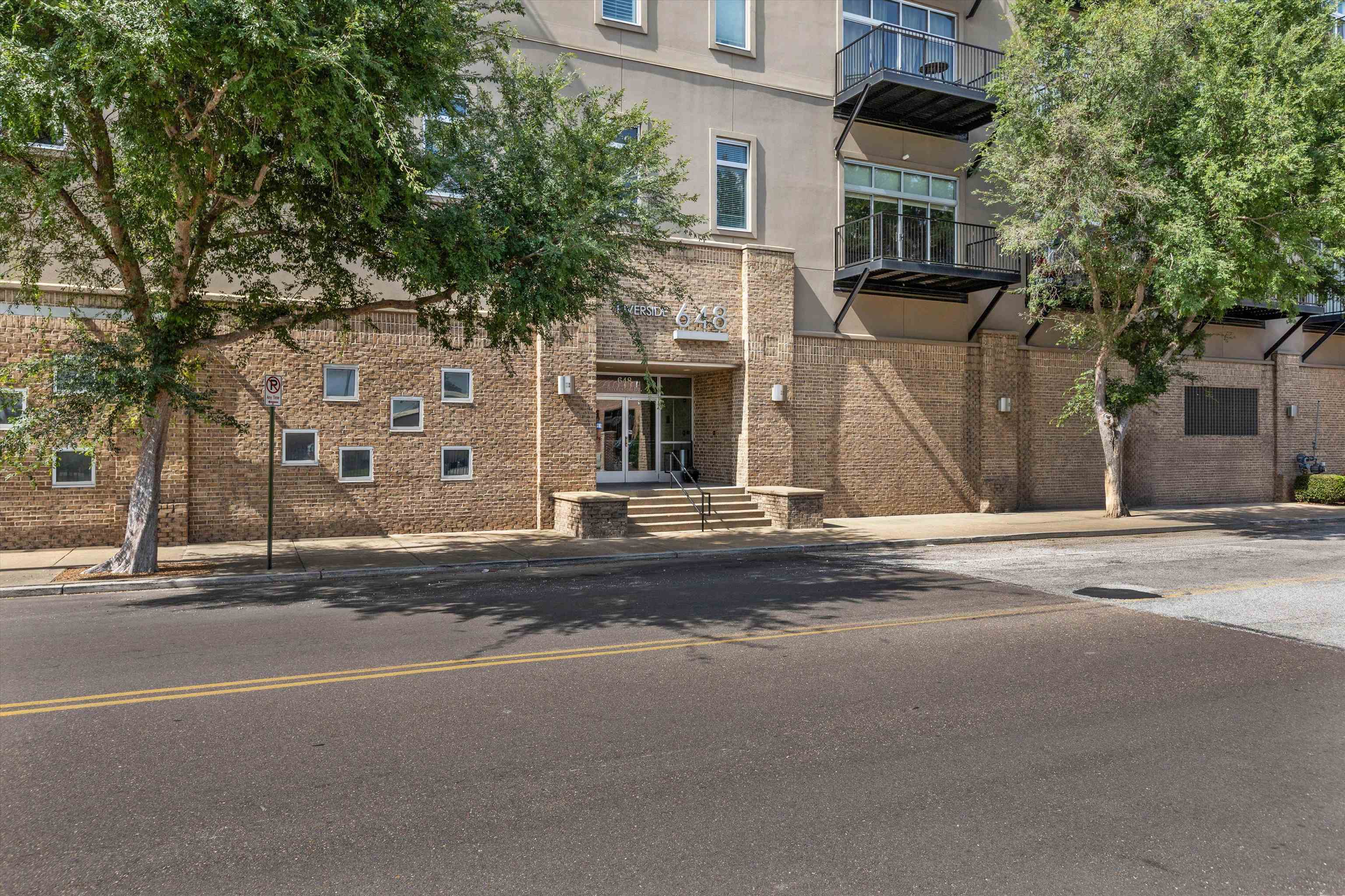 648 Riverside Drive, Unit 204 Memphis, TN 38103 - Photo 32 of 33