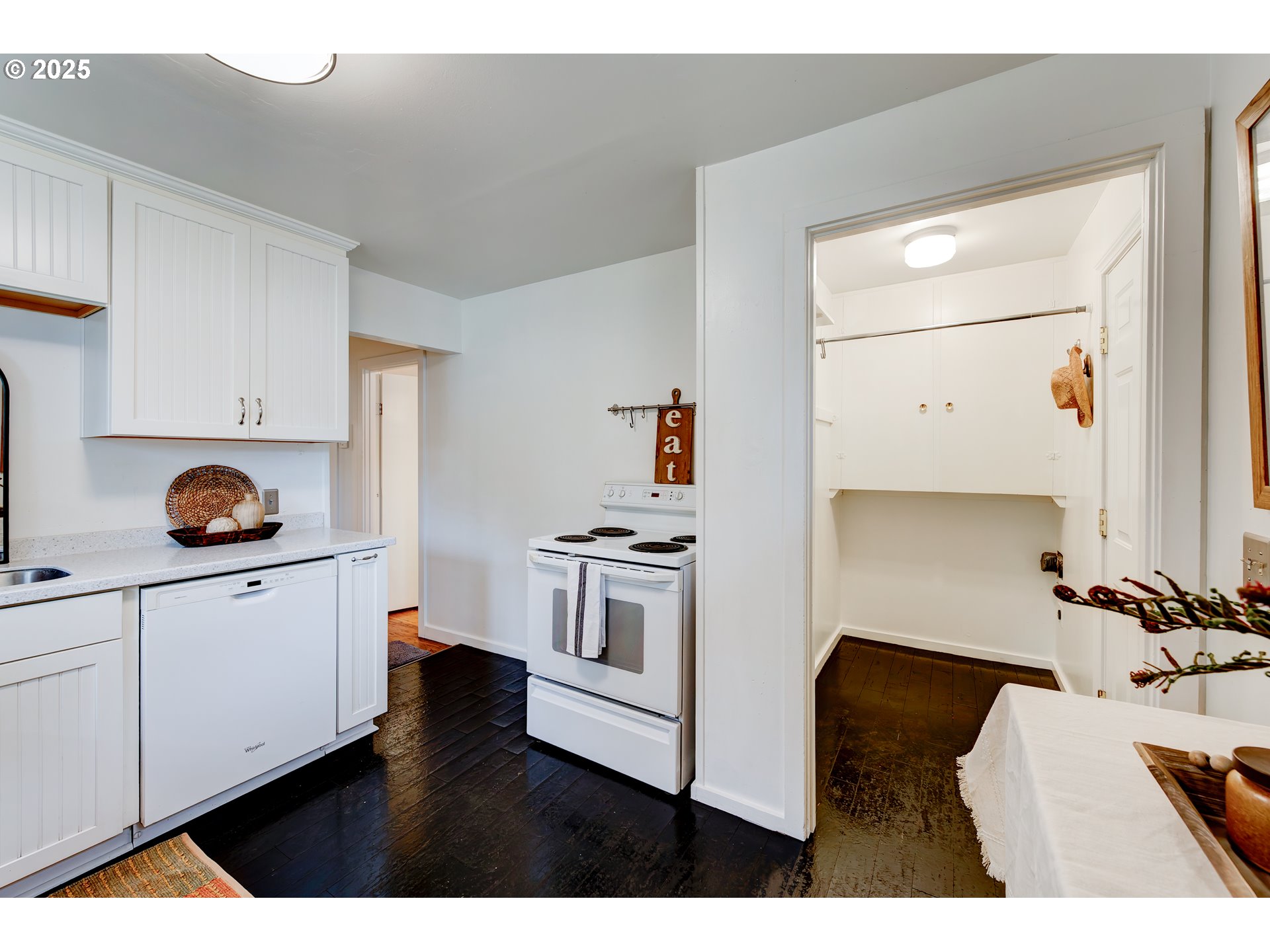 488 B Street Independence, OR 97351 - Photo 13 of 34