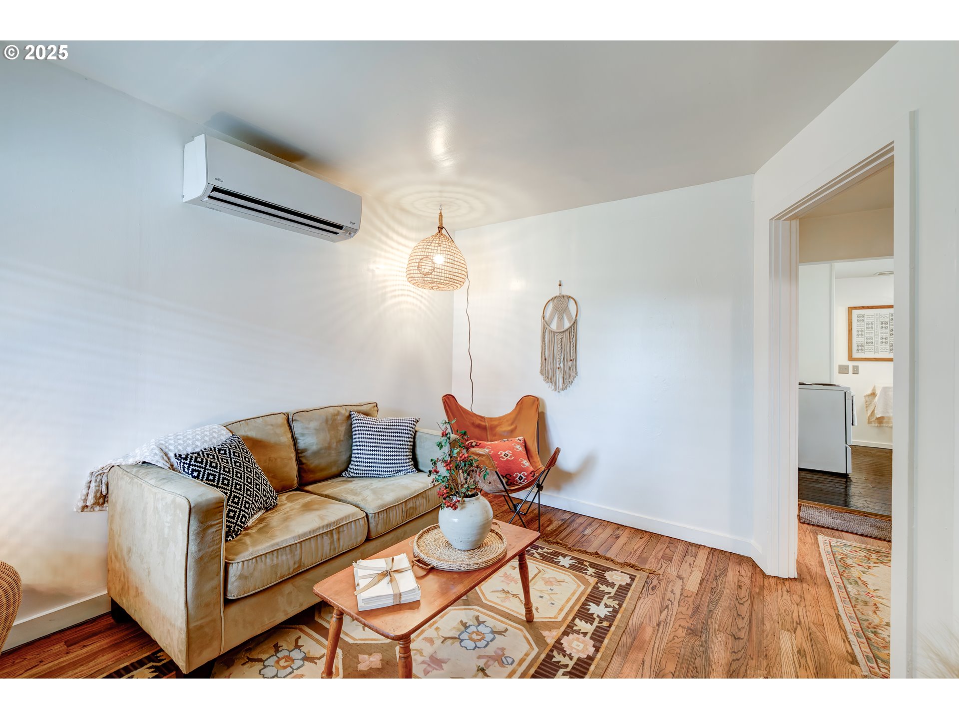 488 B Street Independence, OR 97351 - Photo 3 of 34