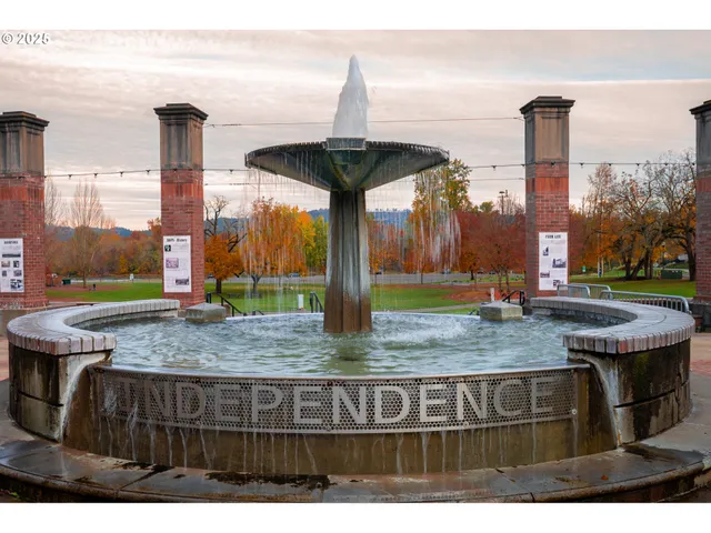 $299,900 | 488 B Street, Independence, OR 97351