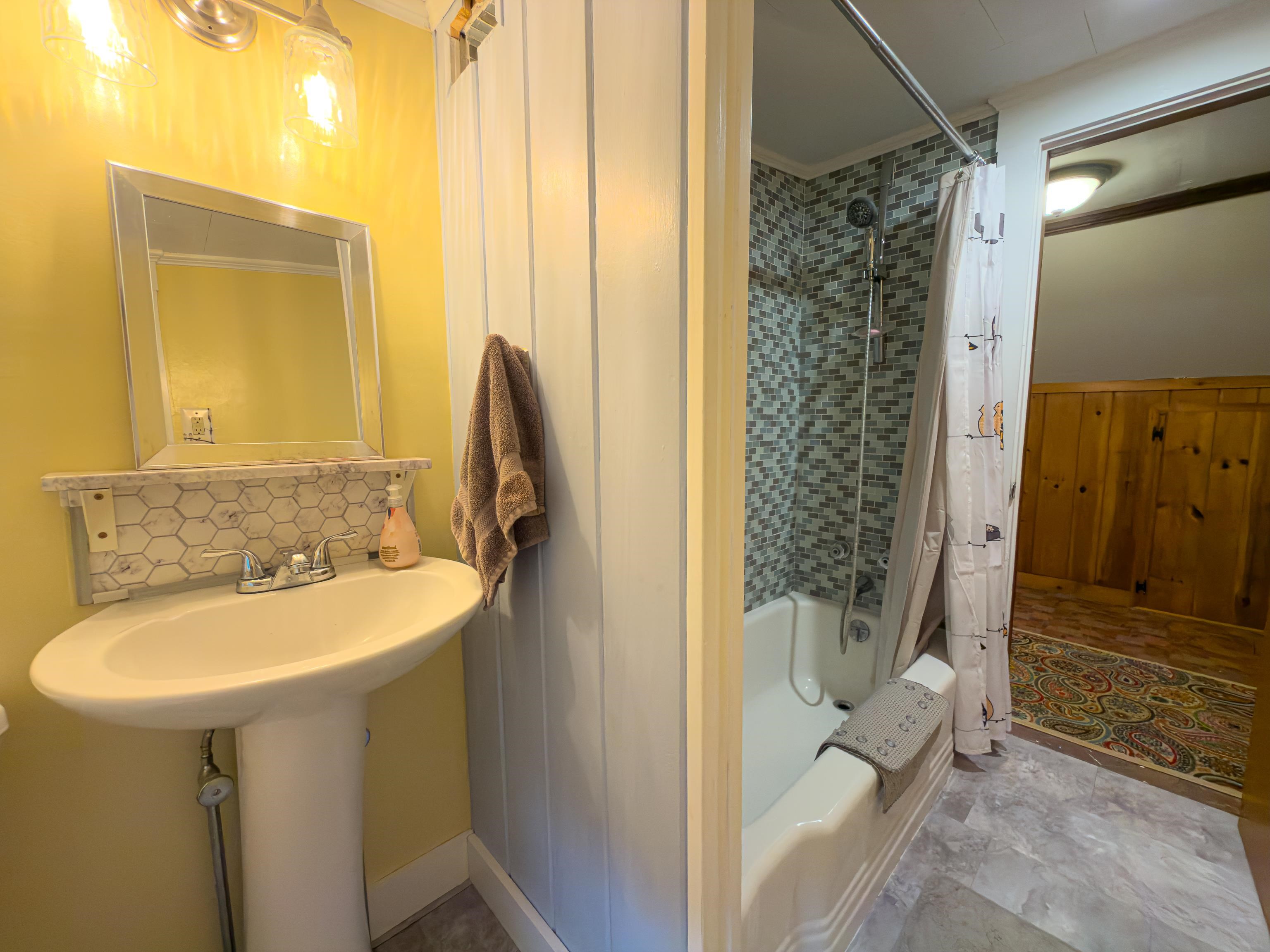469 Whitefield Road Whitefield, NH 03598 - Photo 27 of 37