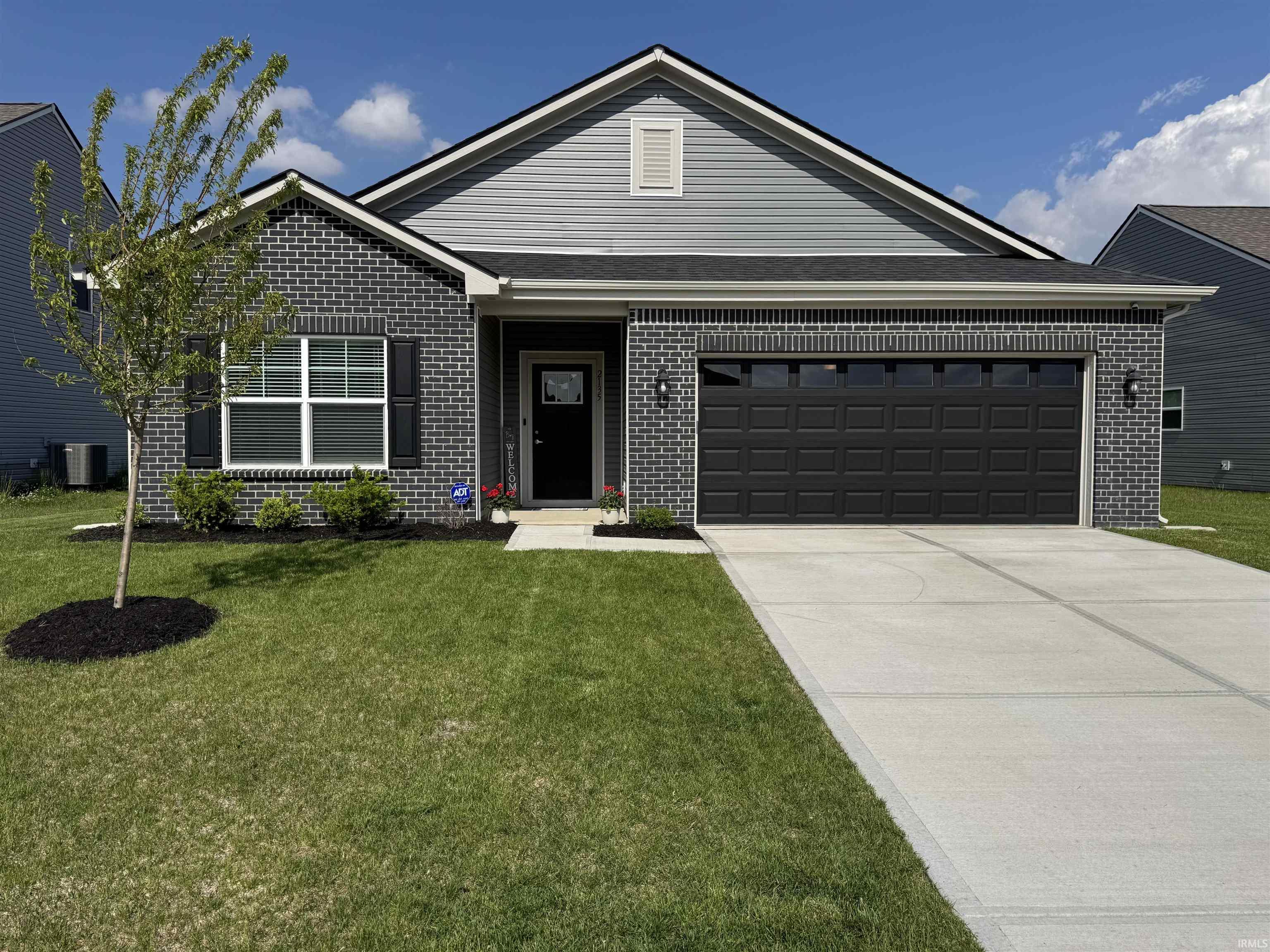 2135 Upland Ridge Way Kokomo, IN 46902 - Photo 1 of 21 Gallery Image 1