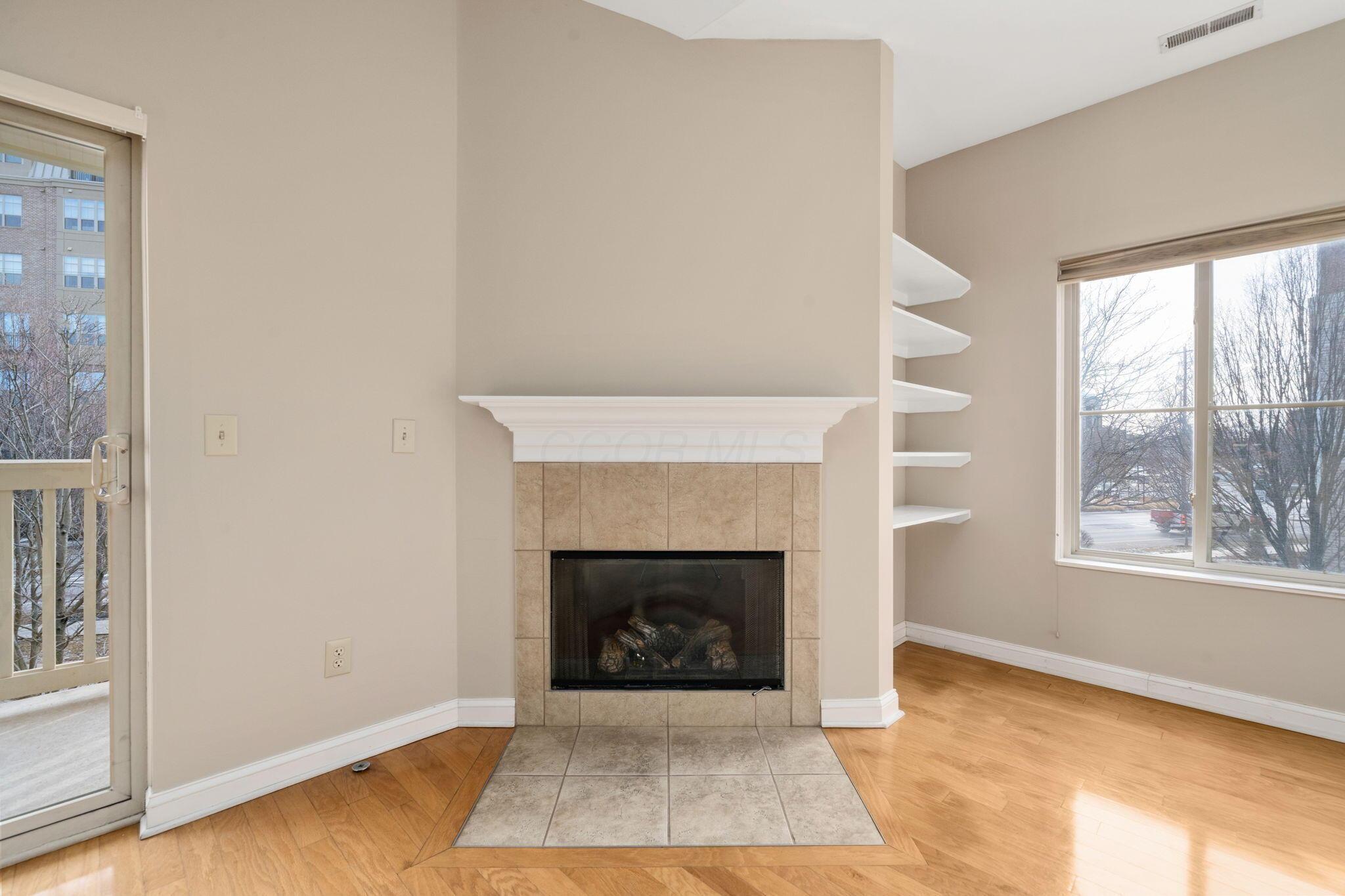 1744 Ridgecliff Road, Unit 12 Columbus, OH 43221 - Photo 33 of 52 34-web-or-mls-DSC08117